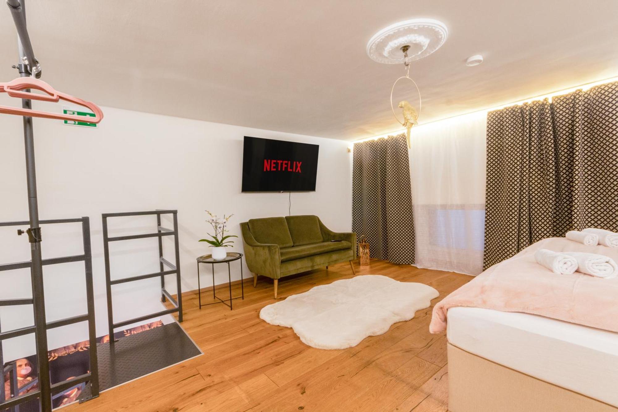 Zentral - Netflix - 2 Stoecke - Arbeitsplatz Appartement